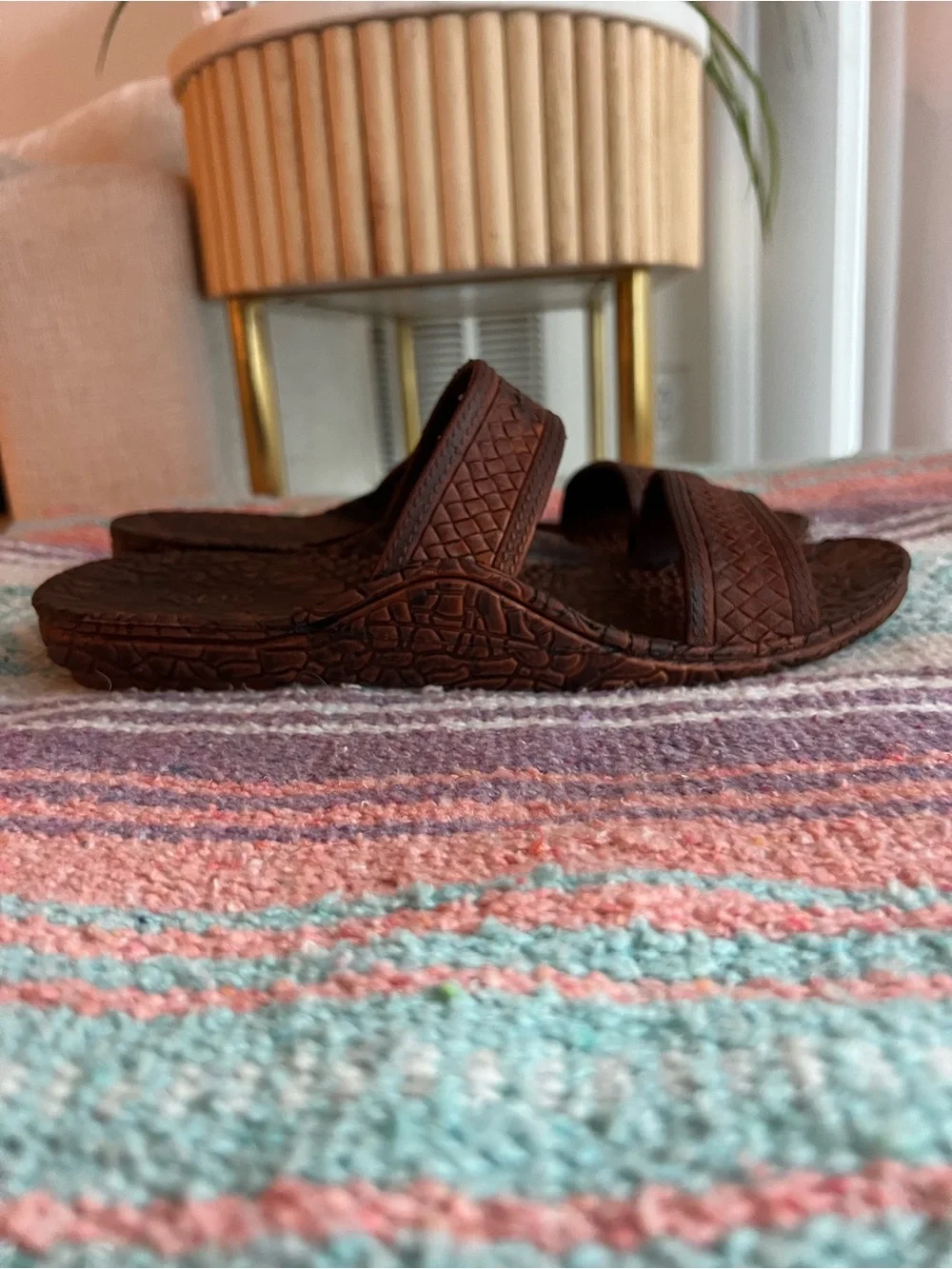J-slip Hawaiian slides classic brown